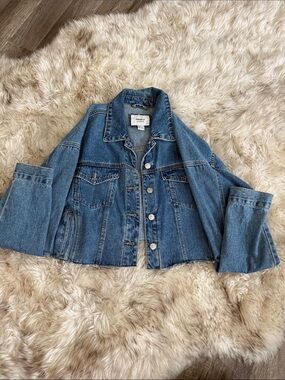 Frame Denim Medium Blue Cropped Jean Jacket